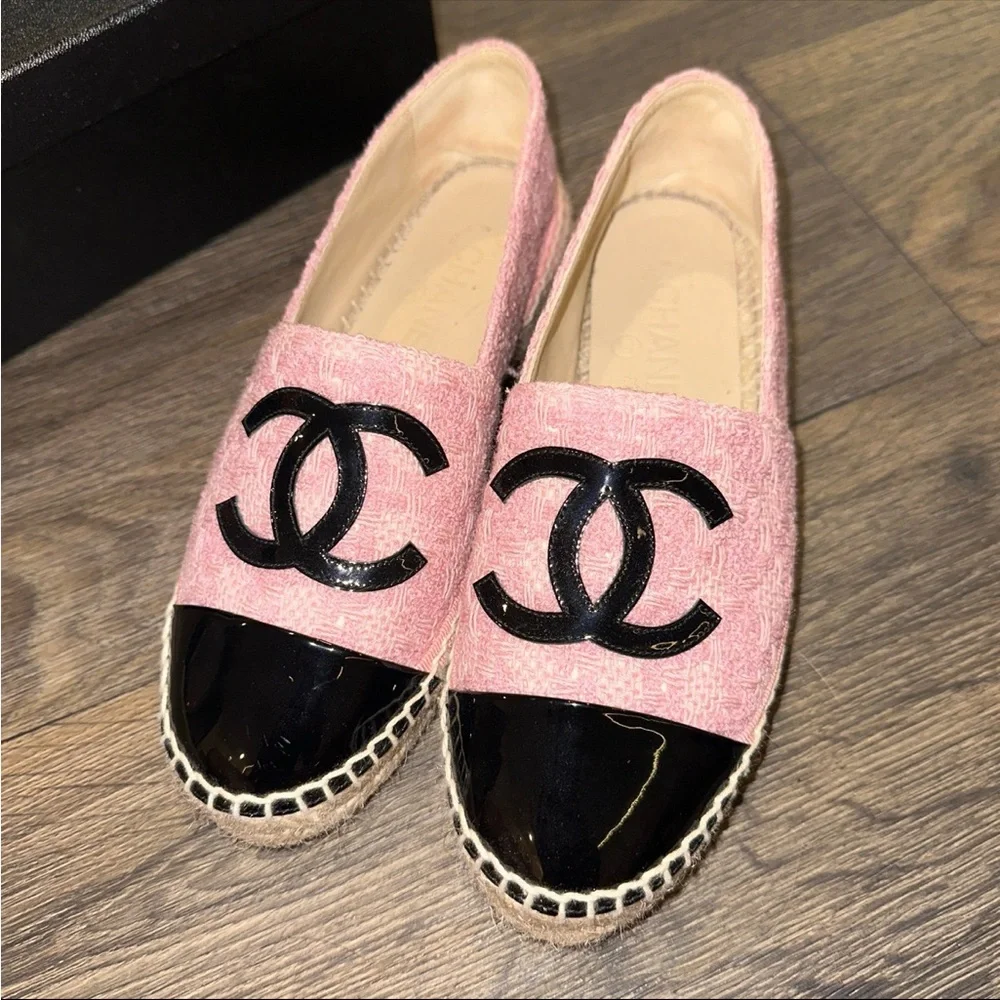 CHANEL Pink and Black Logo Espadrilles - Picture 1 of 11